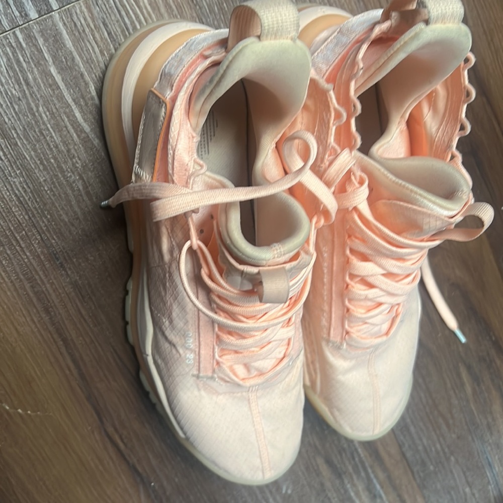 Jordan jumpMan - Picture 2 of 5